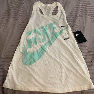 NIKE tank